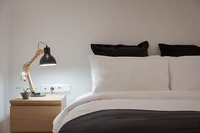 Athenian Riviera Secluded Apartment