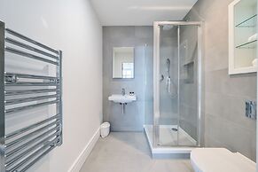 Roomspace Apartments - Syward Place