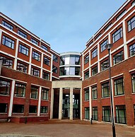 Roomspace Apartments - Syward Place