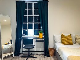 Maidstone-towncenter-wifi-2br-parking-cityviews
