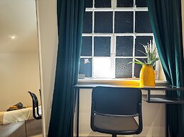 Maidstone-towncenter-wifi-2br-parking-cityviews