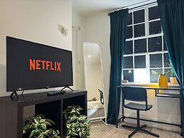 Maidstone-towncenter-wifi-2br-parking-cityviews