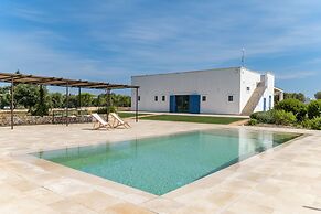 Casa Blue con Piscina by Wonderful Italy