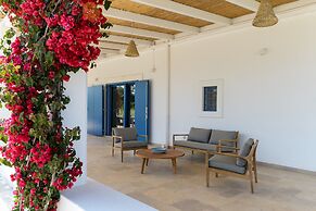 Casa Blue con Piscina by Wonderful Italy