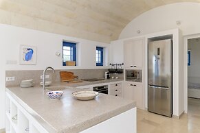 Casa Blue con Piscina by Wonderful Italy