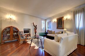 MOORS private terrace San-Marco