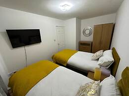 Stunning 3-bed House in Manchester