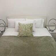 Stunning 3-bed House in Manchester