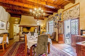 Lemoenkloof Boutique Hotel