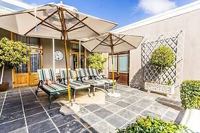 Lemoenkloof Boutique Hotel