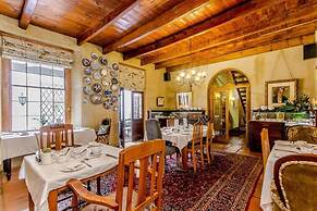 Lemoenkloof Boutique Hotel
