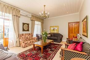 Lemoenkloof Boutique Hotel