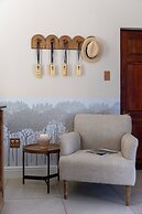 Lemoenkloof Boutique Hotel