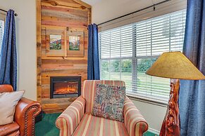 Branson Condo w/ Golf Course Views: Walk to Strip!