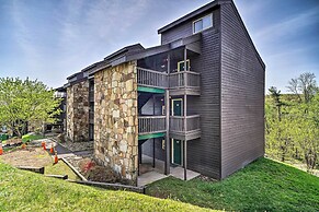 4 Mi to Natl Park: Mountain-view Condo w/ Balcony