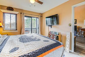 4 Mi to Natl Park: Mountain-view Condo w/ Balcony