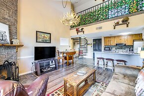 4 Mi to Natl Park: Mountain-view Condo w/ Balcony