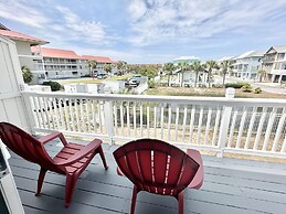 Island Cottage 1 Bedroom Townhouse by RedAwning