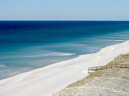 Island Cottage 1 Bedroom Townhouse by RedAwning