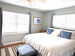 Island Cottage 1 Bedroom Townhouse by RedAwning