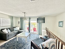 Island Cottage 1 Bedroom Townhouse by RedAwning