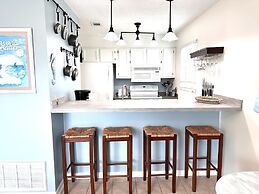 Island Cottage 1 Bedroom Townhouse by RedAwning