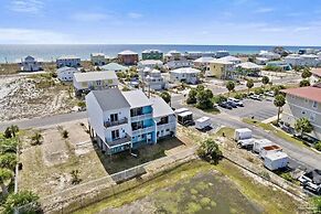 Island Cottage 1 Bedroom Townhouse by RedAwning