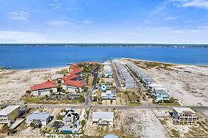 Island Cottage 1 Bedroom Townhouse by RedAwning