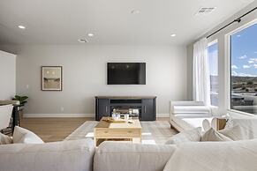 Mermaid Lagoon 4 Bedroom Townhouse