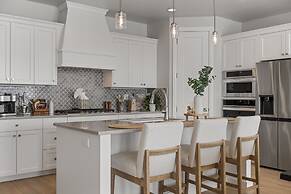 Mermaid Lagoon 4 Bedroom Townhouse