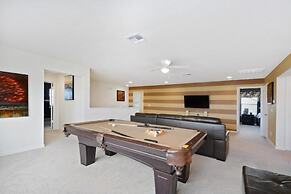Fabulous 6 Bed Pool Home With Game Room 6 Bedroom Home by RedAwning