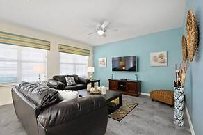 Fabulous 6 Bed Pool Home With Game Room 6 Bedroom Home by RedAwning