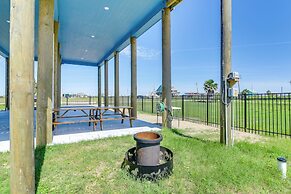 Port Bolivar Beach House w/ Oceanfront Views!