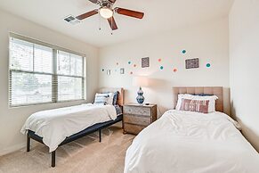 Flagstaff Townhome w/ Patio: 4 Mi to Downtown!