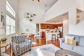 Flagstaff Townhome w/ Patio: 4 Mi to Downtown!