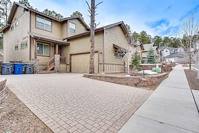 Flagstaff Townhome w/ Patio: 4 Mi to Downtown!