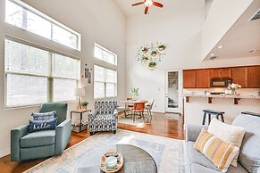 Flagstaff Townhome w/ Patio: 4 Mi to Downtown!