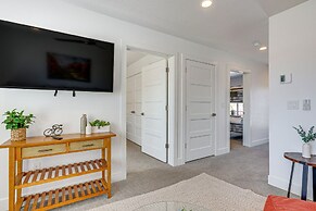 St George Home w/ Patio - 8 Mi to Snow Canyon!