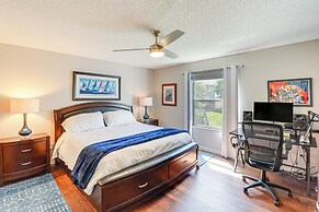 Renovated Home in The Villages w/ Lanai, Golf Cart