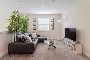 Beautiful 5 Bed Family Home With Game Room 5 Bedroom Home by RedAwning