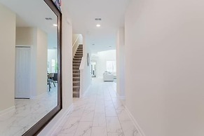 Beautiful 5 Bed Family Home With Game Room 5 Bedroom Home by RedAwning