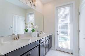 Beautiful 5 Bed Family Home With Game Room 5 Bedroom Home by RedAwning