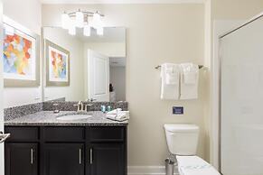 Refreshing 6 Bed Pool Home With Game Room Pool/spa 6 Bedroom Condo by 