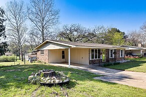 Charming Hot Springs Home Near Lake Hamilton!