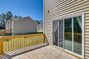 Aberdeen Townhome w/ Deck: Perfect For Golfers!