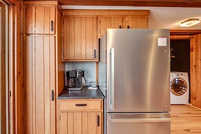 Inviting Alton Bay Home Near Lake Winnipesaukee!