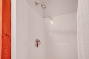 Inviting Alton Bay Home Near Lake Winnipesaukee!