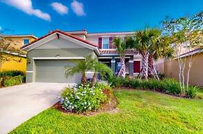 Beautiful 5 Bed Pool Home With Game Room 5 Bedroom Home by RedAwning