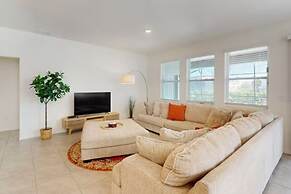 Beautiful 5 Bed Pool Home With Game Room 5 Bedroom Home by RedAwning