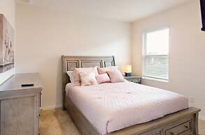 Beautiful 5 Bed Pool Home With Game Room 5 Bedroom Home by RedAwning